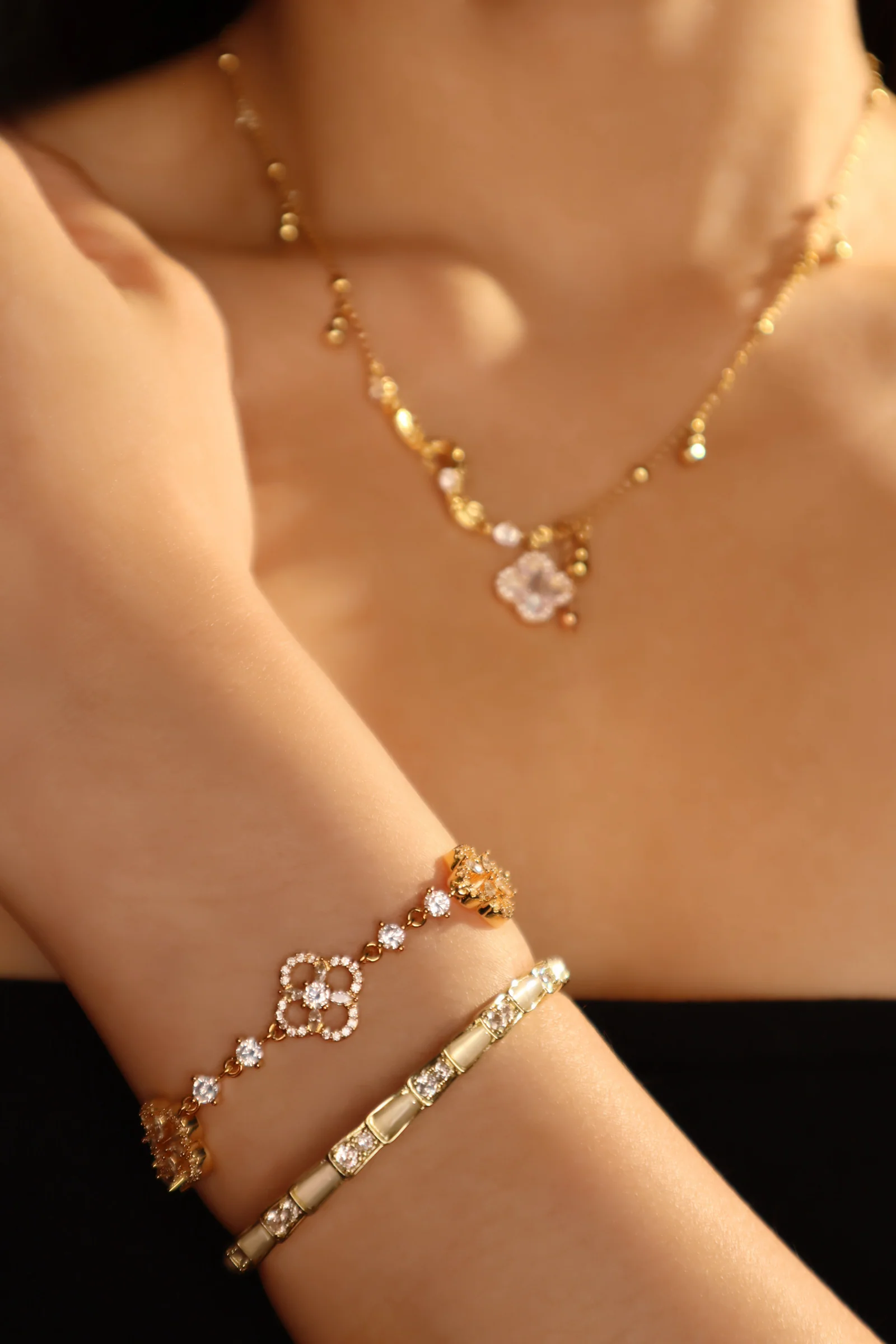 14K Real Gold Plated Lucky Leaf Shell Pearls Bracelet - Image 13