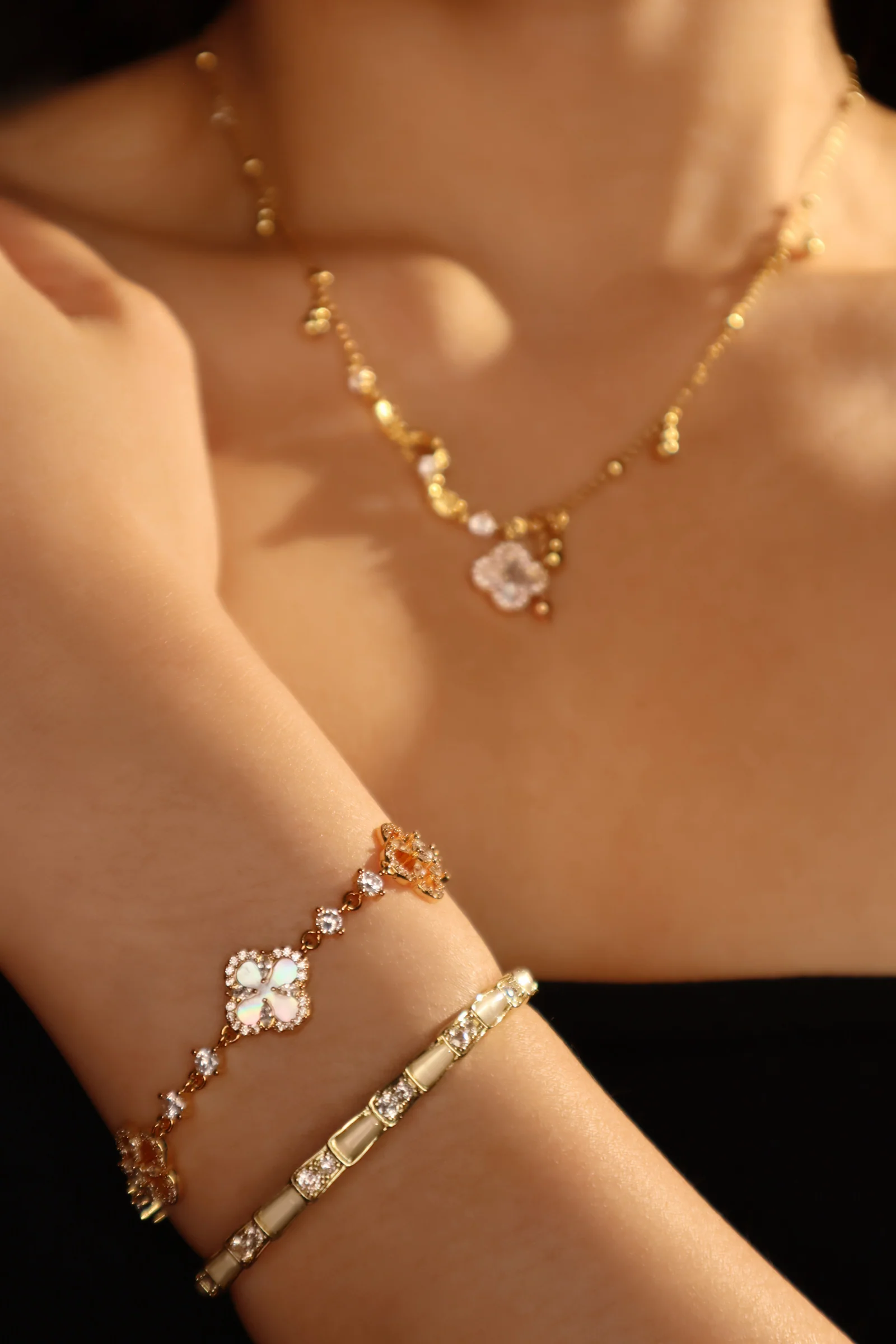 14K Real Gold Plated Lucky Leaf Shell Pearls Bracelet - Image 14