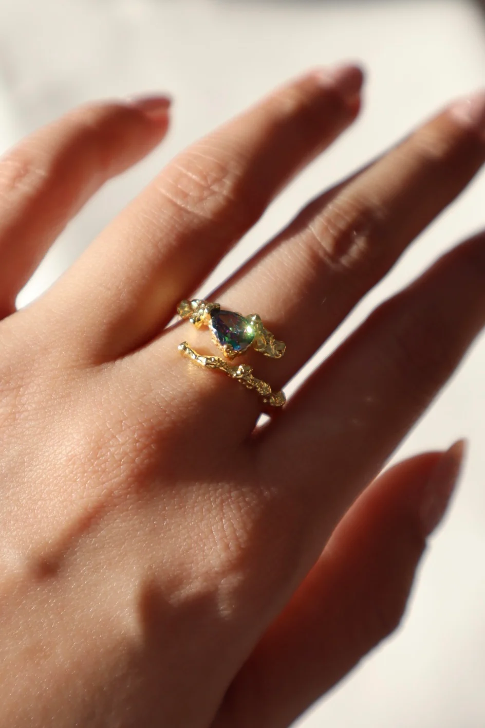 18K Gold Vermeil Black Heart Ring - Image 3