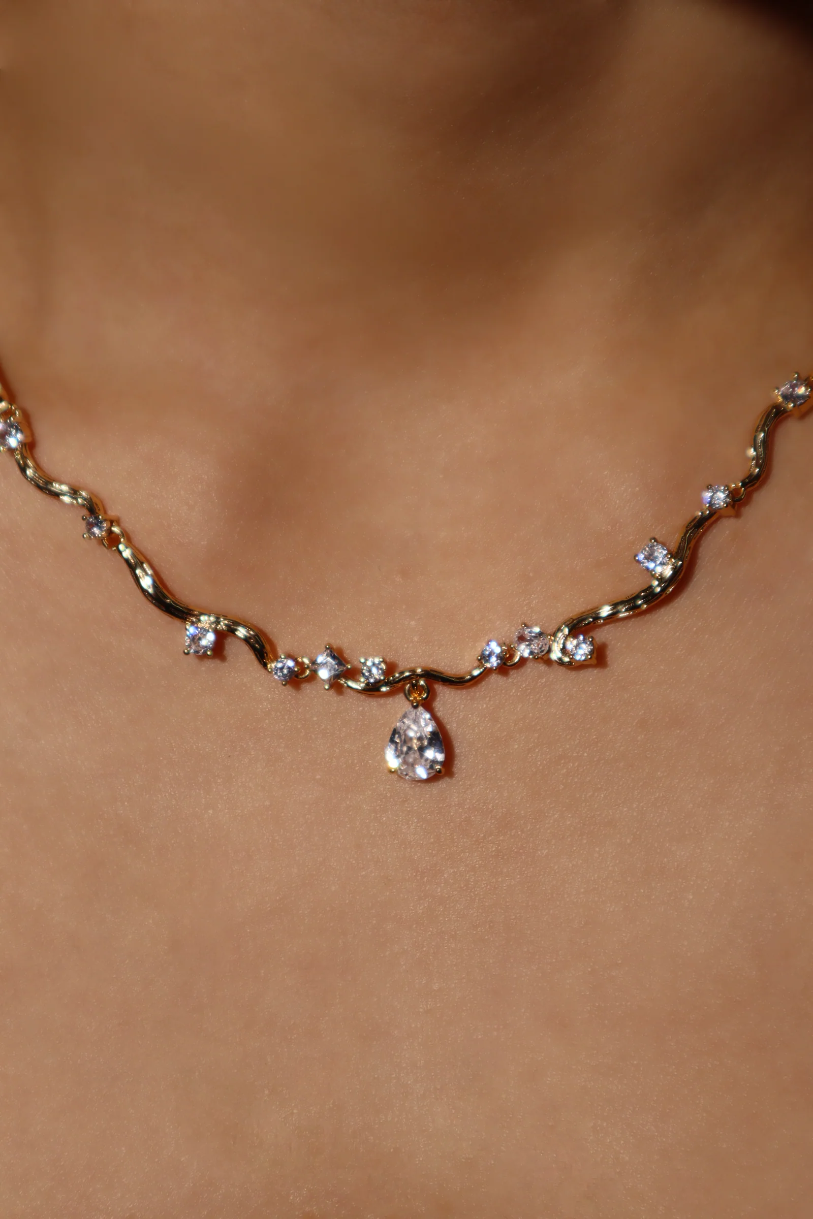 18K Real Gold Plated Diamond Spiral Drop Necklace - Image 4