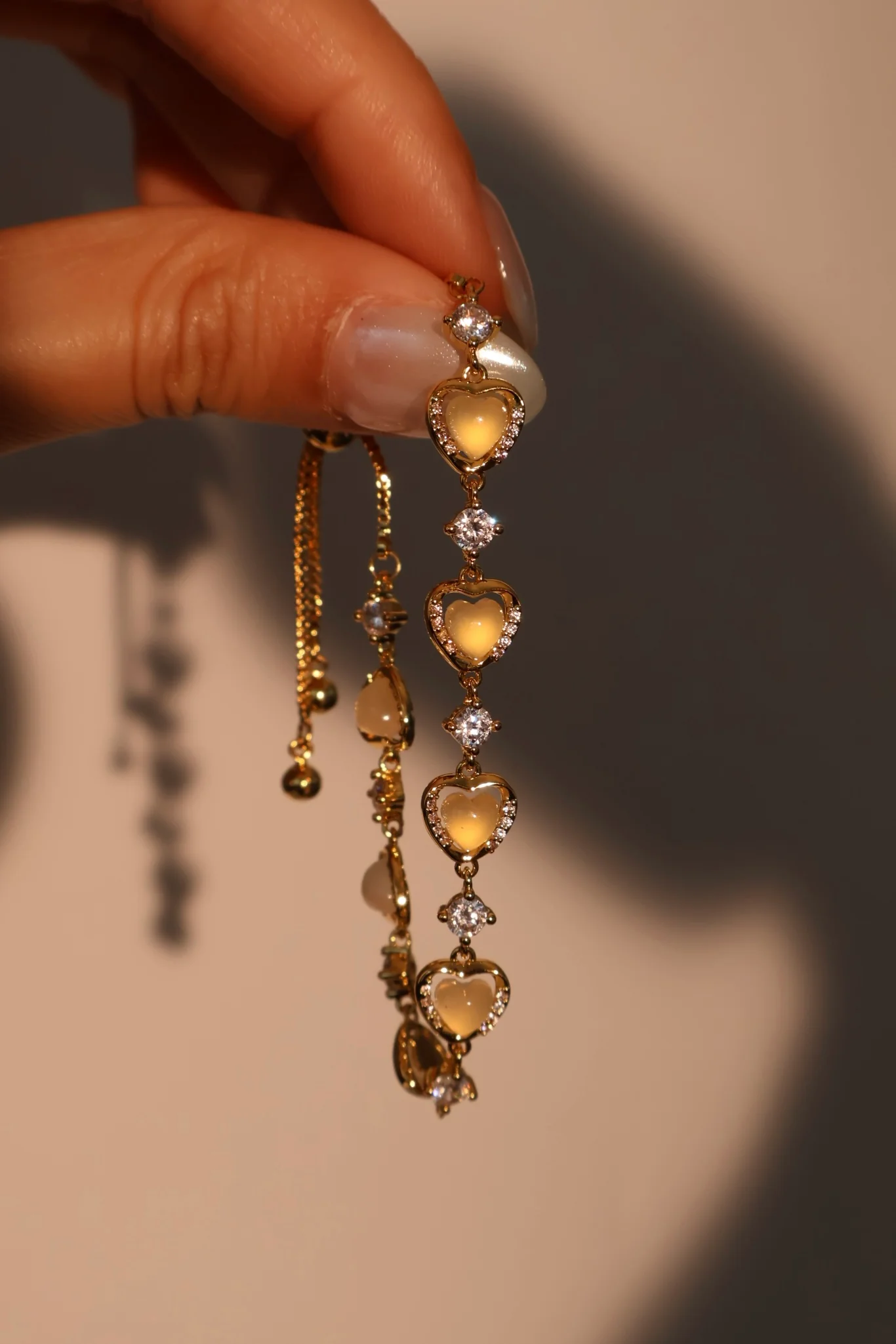 18K Real Gold Plated Moonlight Glowing Heart Bracelet - Image 5