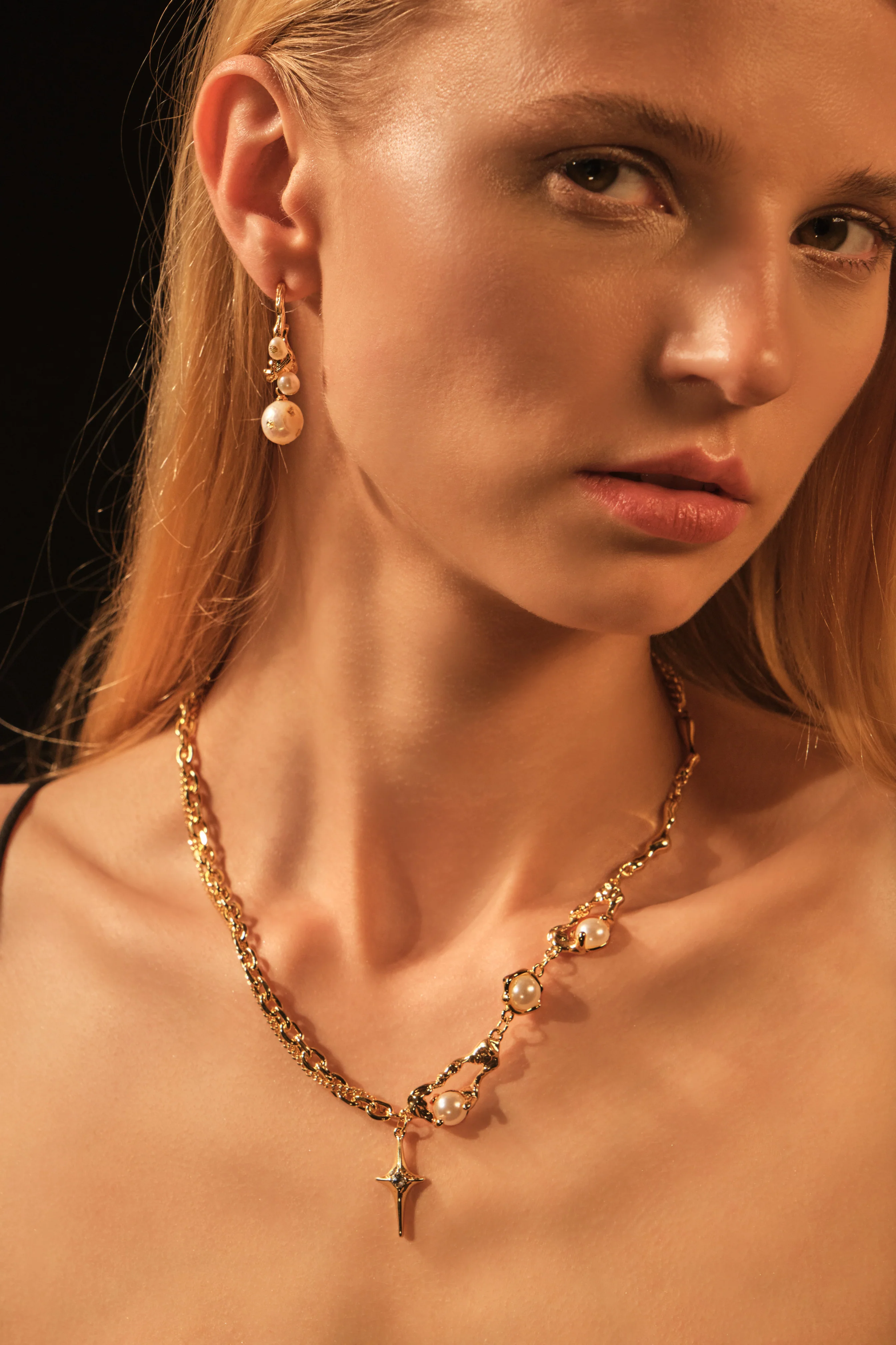 18K Real Gold Foil Pearl Hoop Earrings - Image 8