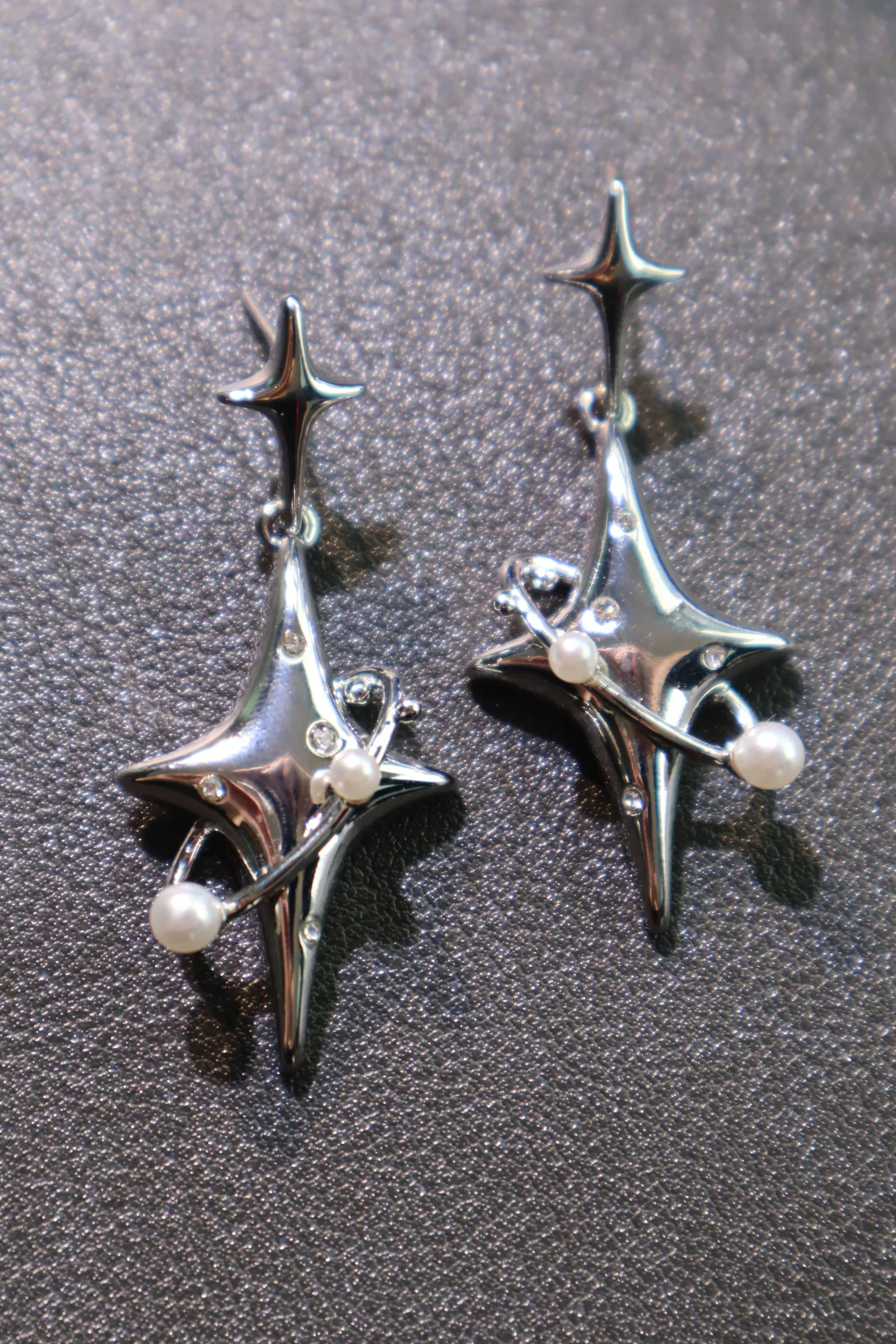 Saturn Star Earrings - Image 4