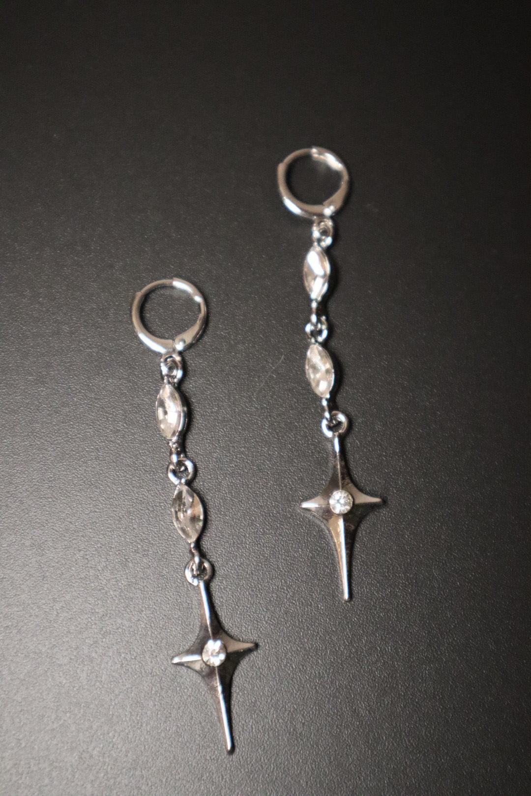 Star Dangle Earrings - Image 3