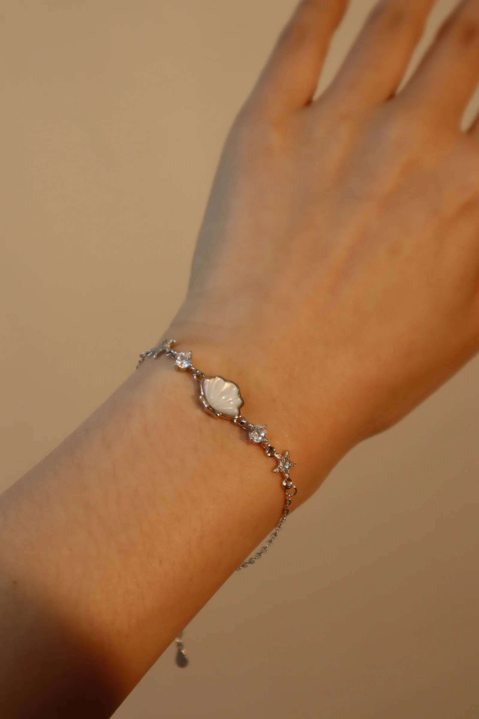 925 Sterling Silver Sea Shell Bracelet - Image 4