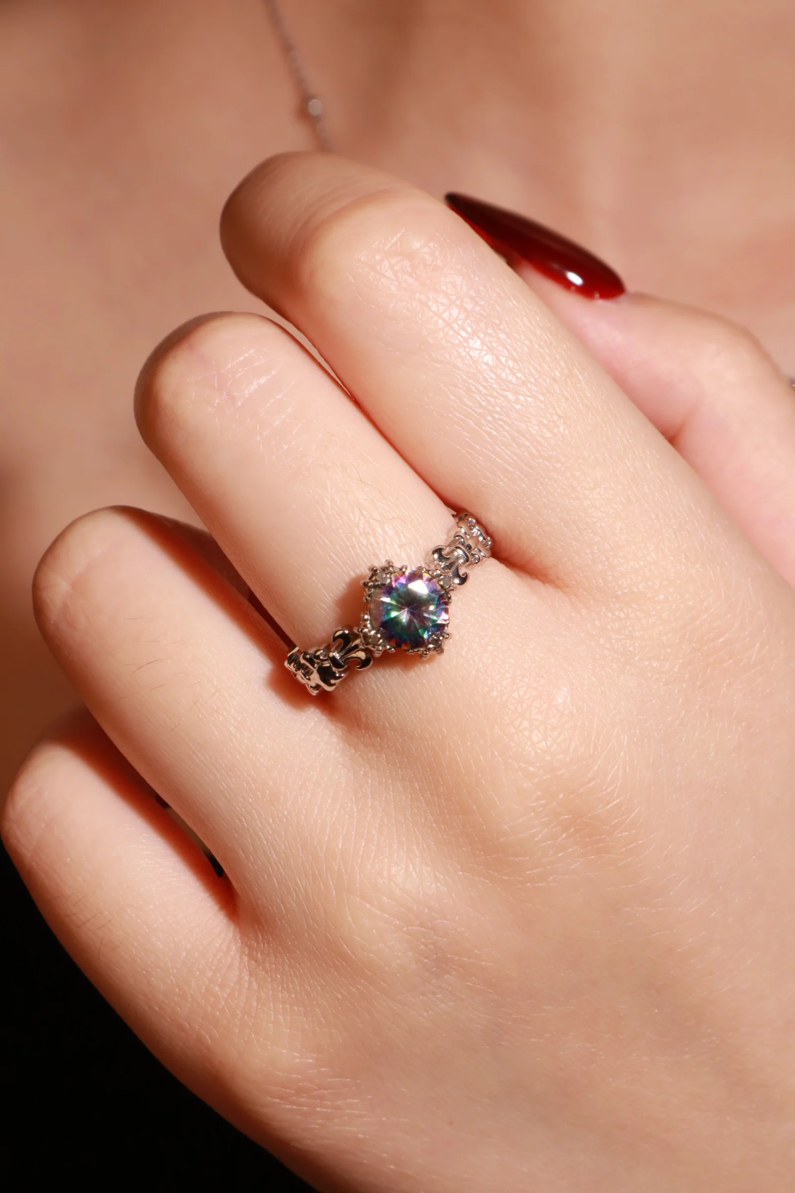 Black Gem Iris Ring - Image 3