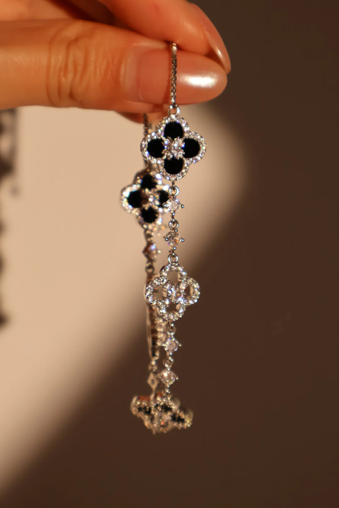 Black Lucky Leaf Bracelet - Image 4