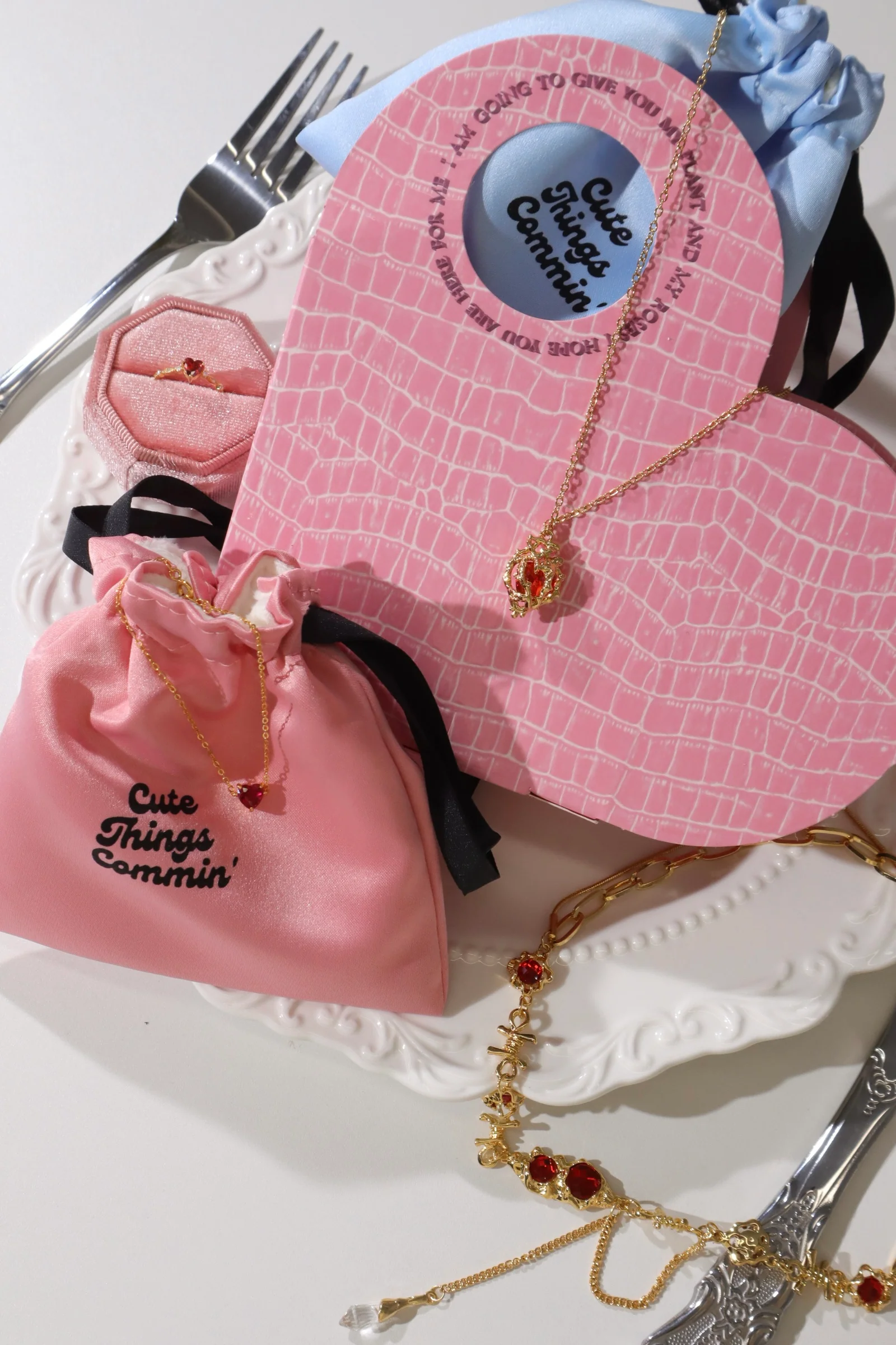 CTC Gift Heart Bag - Image 17