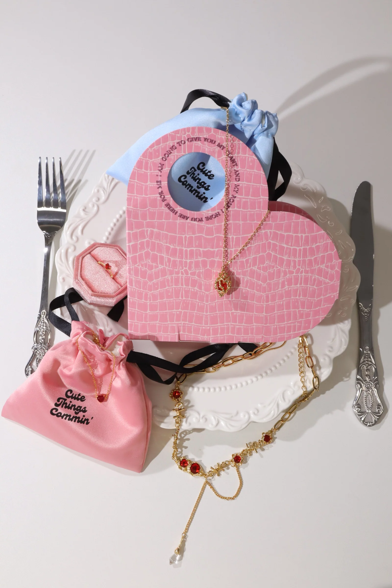 CTC Gift Heart Bag - Image 29